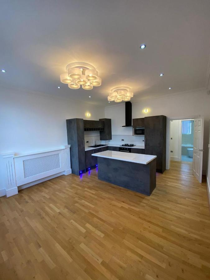 Luxury Apartment Apt5 วุลฟ์เวอร์แฮมป์ตัน ภายนอก รูปภาพ