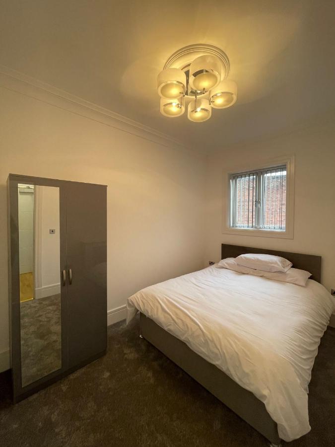 Luxury Apartment Apt5 วุลฟ์เวอร์แฮมป์ตัน ภายนอก รูปภาพ